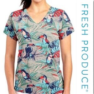 🌵Fresh Produce Vintage Tucan V-Neck Tee NWT
